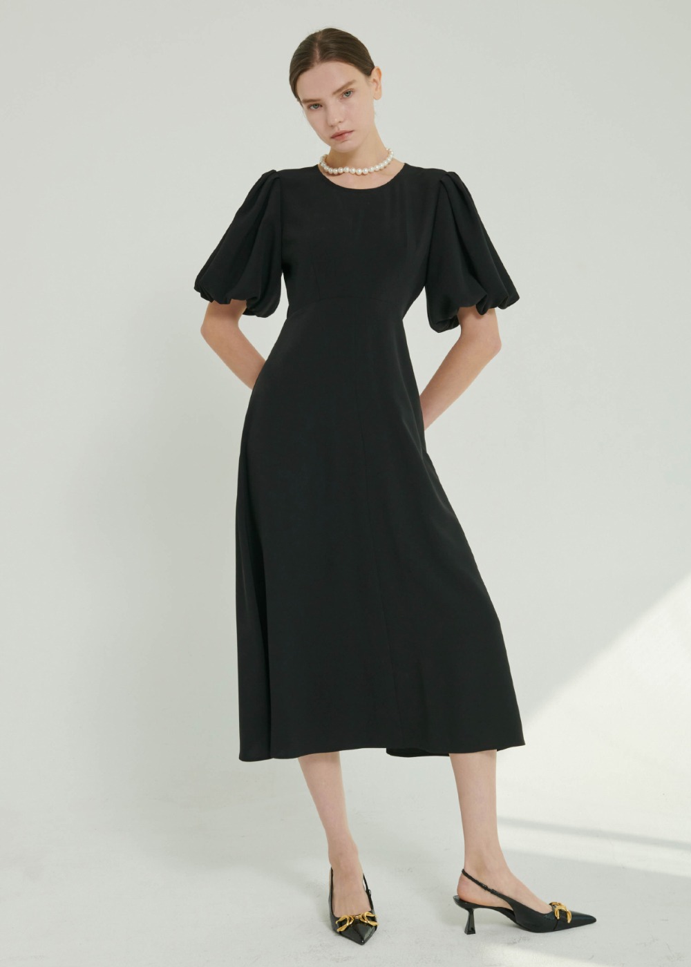 퍼프 숏 슬리브 드레스 Puff Sleeve Dress - Black